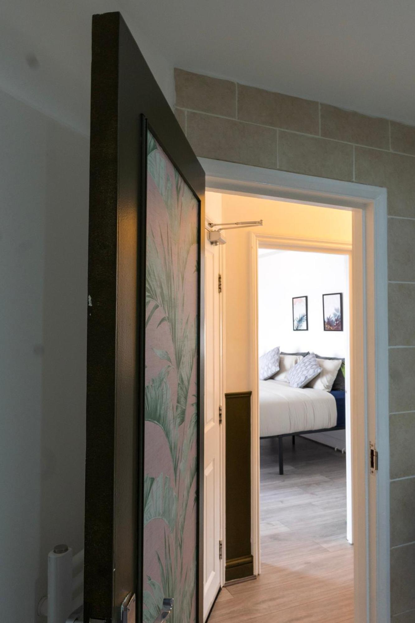 5C- Stylish Urban Retreat - Spacious 2 Bed Flat London Kültér fotó