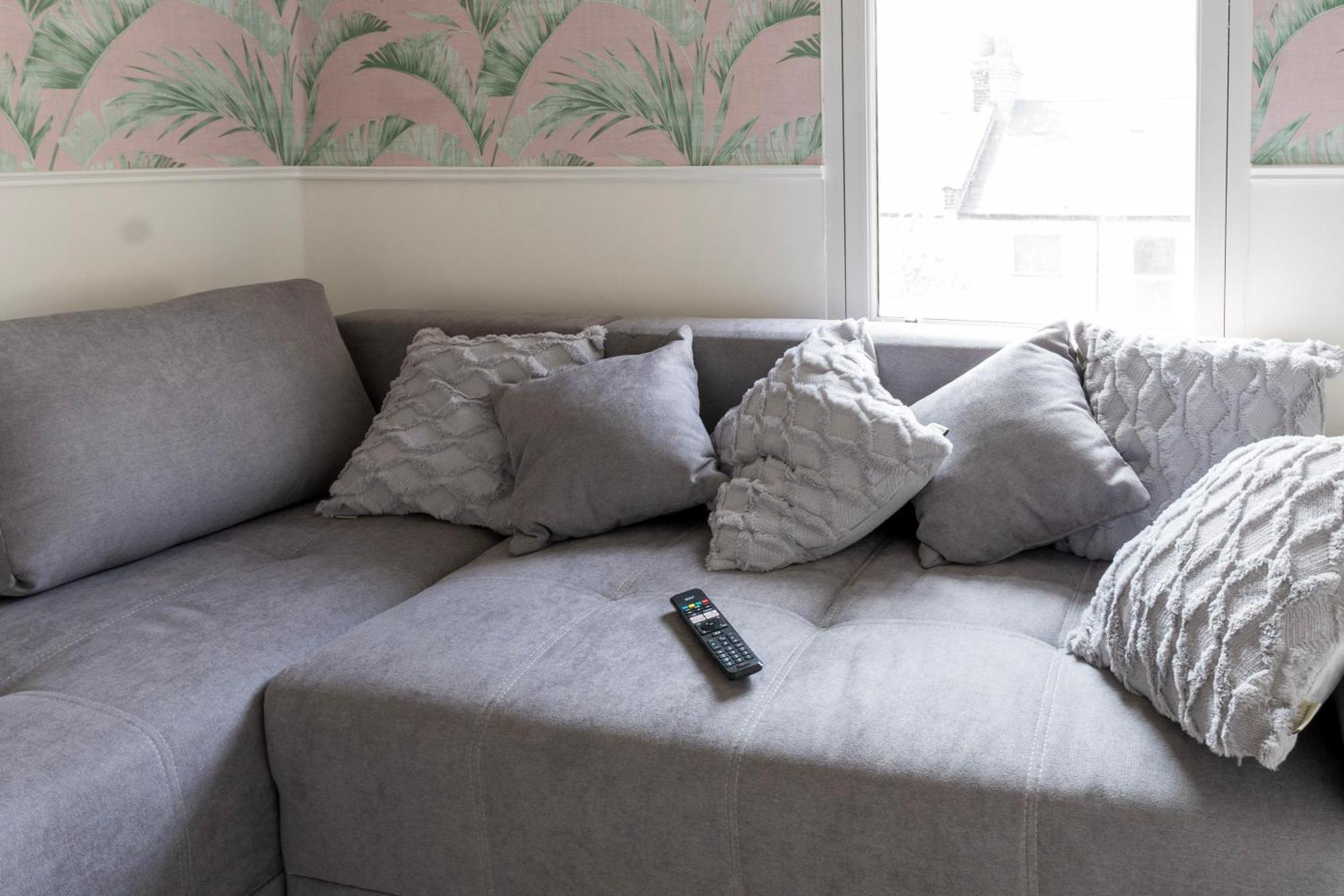 5C- Stylish Urban Retreat - Spacious 2 Bed Flat London Kültér fotó